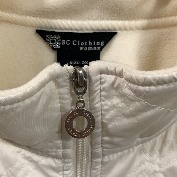 B C Clothing Woman vest - quilted in front, 2 pockets, very good condition - Picture 2 of 5